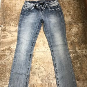 Miss Me Mid Rise Easy Straight- 28/33